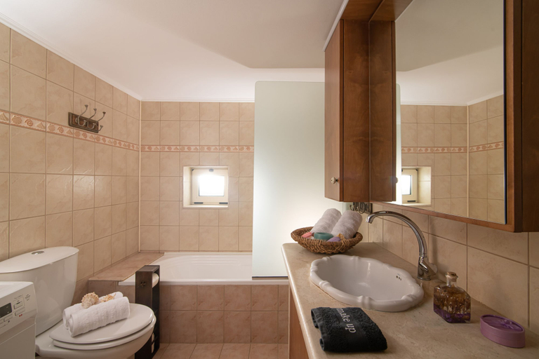 Room 2, Posto Serene With Jacuzzi, Crete