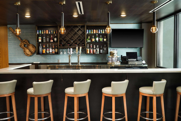 Food & Drinks 5, Radisson Hotel West Memphis, Crittenden