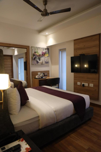 Bedroom 2, Hotel Western Premium, Sahibzada Ajit Singh Nagar