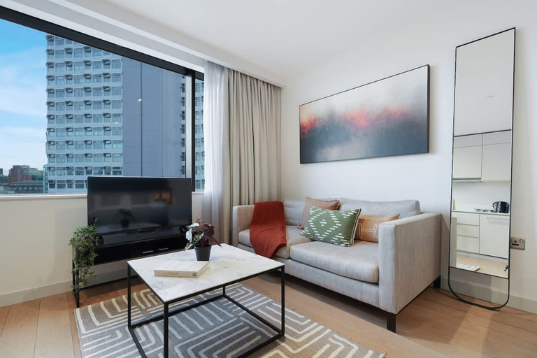 Room 1, Stylish Studio Apartment in Manchester, Manchester