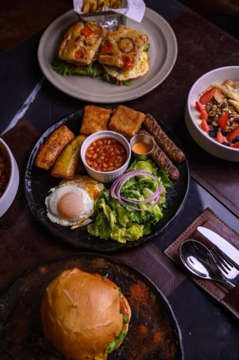 Food and drink, 7EVEN Suites, Eti-Osa