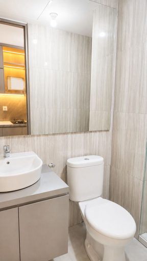 Bathroom 4, Apartmen Pakuwon by Fiola Homes, Bekasi