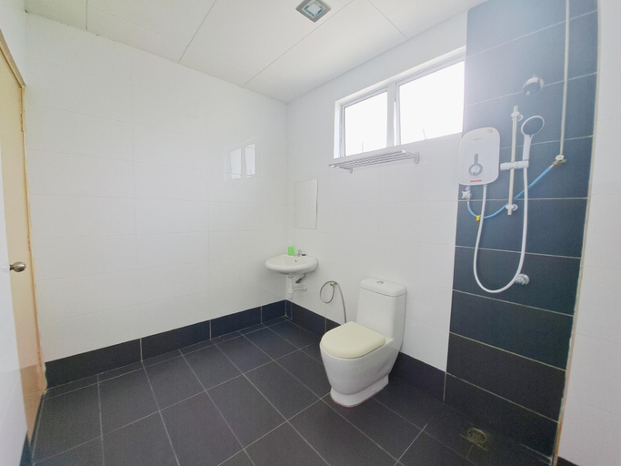 Bathroom 3, Orchid Hill Homestay 6, Port Dickson