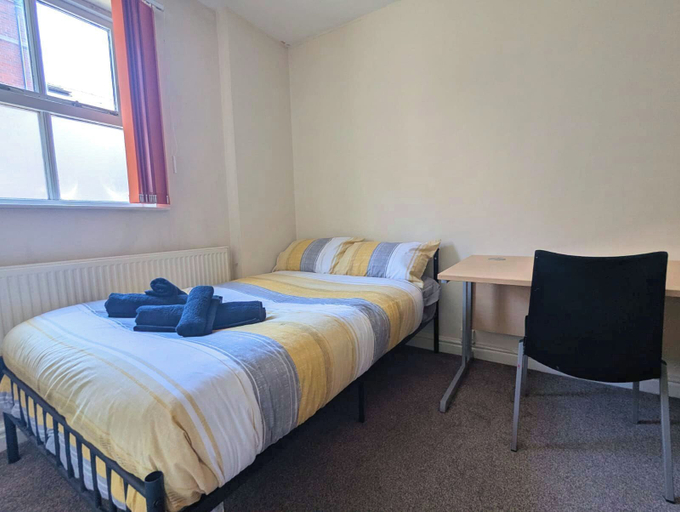Primary image, Spacious 5 Bed House in Centre, Sheffield