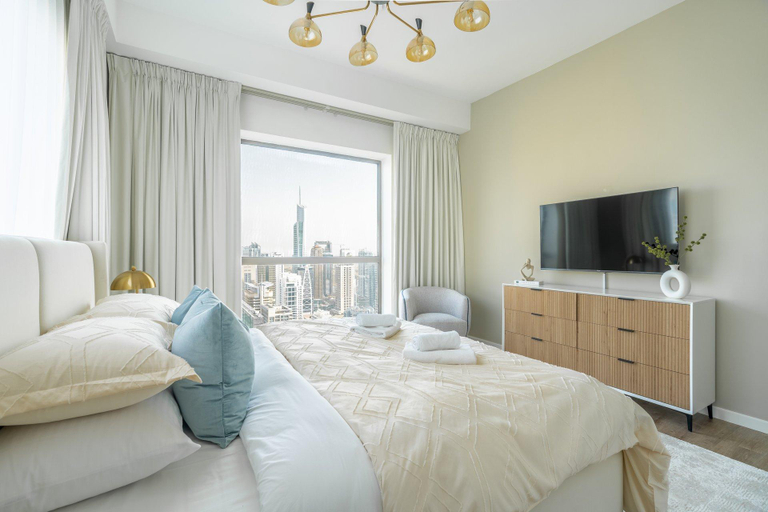 3, GuestReady - Large High Floor 2BR w/ Marina Views, Dubai