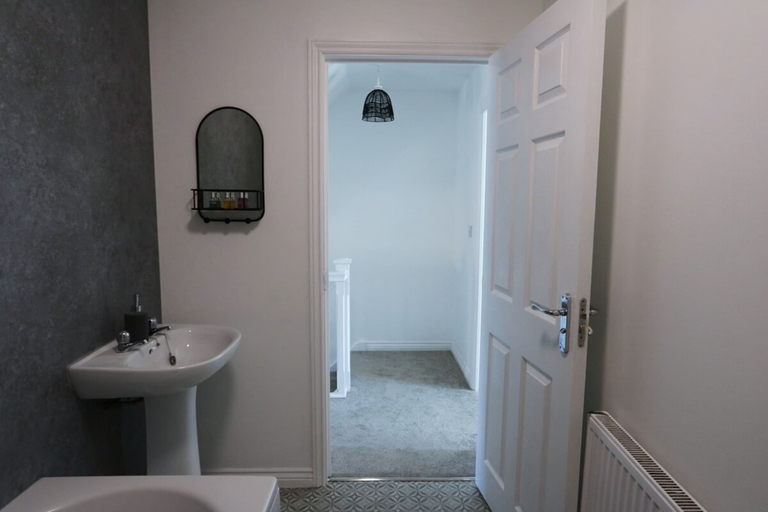 Room 3, Hillwood Court Central Thornaby, Stockton-on-Tees