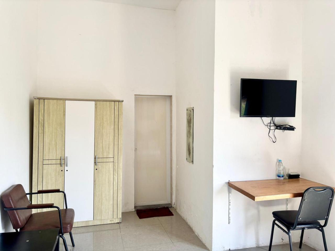 Others 3, Kamojo Hotel, Medan