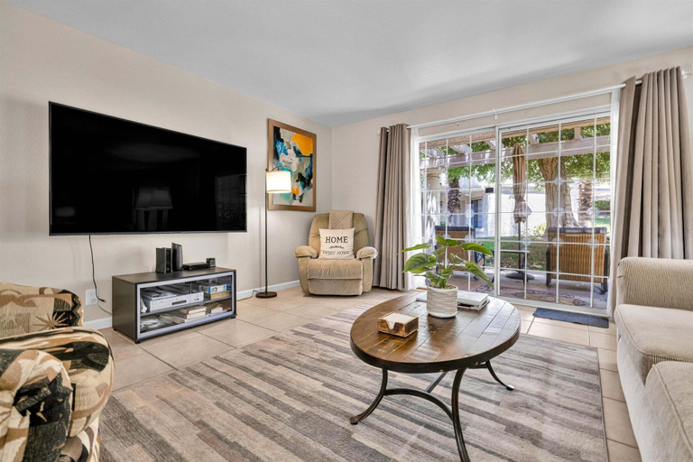 Living area 5, Welcome to Mesquite Breeze, Your Relaxing Palm Springs Getaway, Riverside