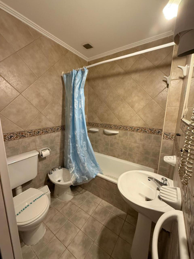 Bathroom 4, Hotel Pilmayquen, San Antonio