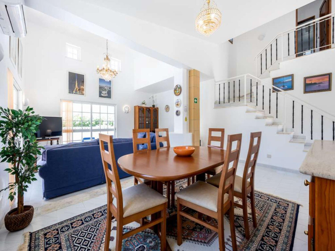 Others 5, Spacious Carvoeiro Villa Casa Jemb 3 Bedrooms Great Pool Area, Lagoa
