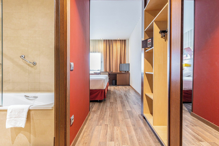 Bathroom 4, Sercotel Las Artes Pinto, Madrid