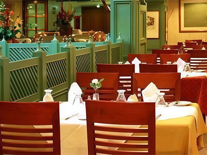 Banquet hall, Hotel Lincoln Suites, Libertador