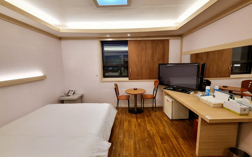 Bedroom, Daebudo Hotel O2B, Hwaseong