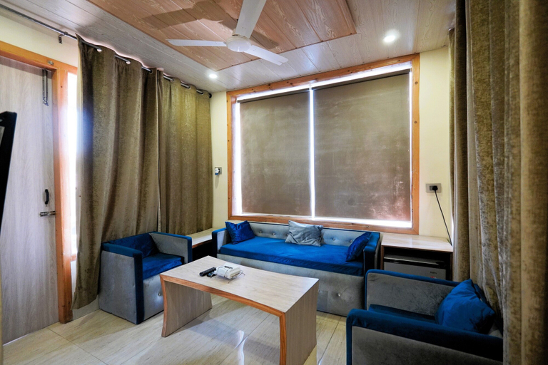 Living area 5, Spring Hill Resort- Pathankot, Pathankot