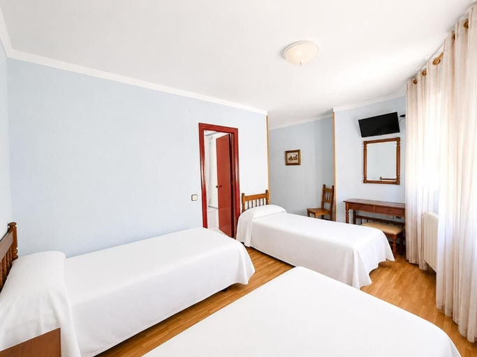 Bedroom 3, Hostal EC Leon, León