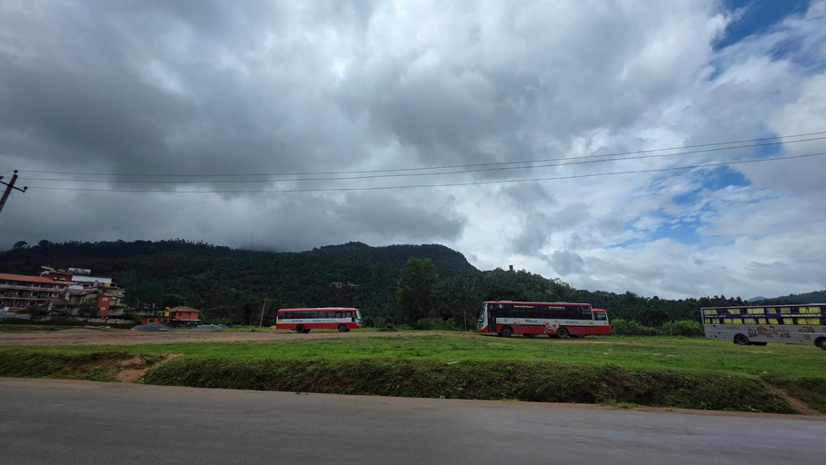 Others 5, Sri Devi Comforts, Chikmagalur