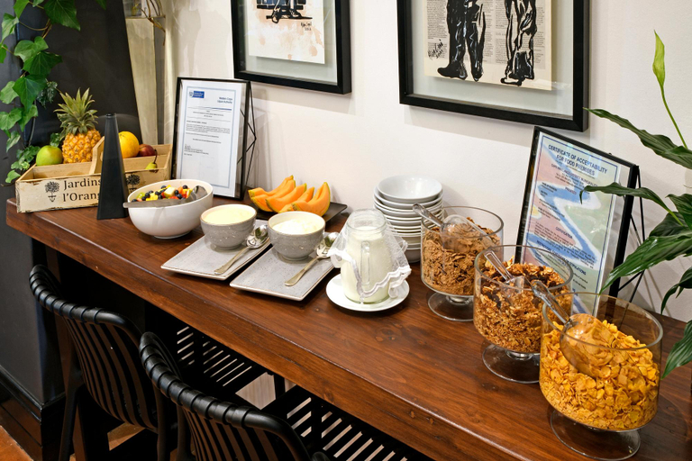 Food & Drinks 4, Ashbourne House, Cape Winelands