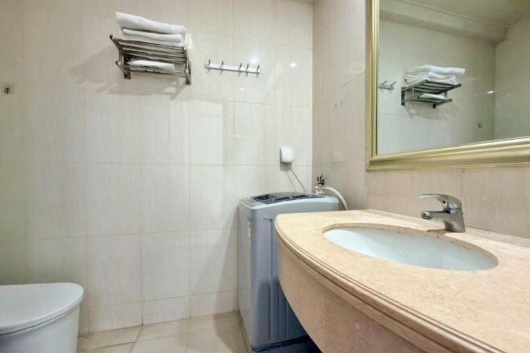 Bathroom 2, Huaji Apartment Hostel (Pazhou Complex), Guangzhou
