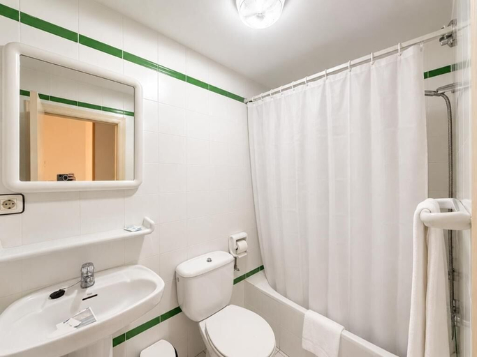 Bathroom 5, Hostal EC Leon, León