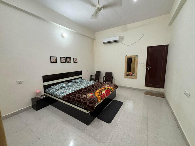 3, Hotel Vaidyaraj, Tikamgarh