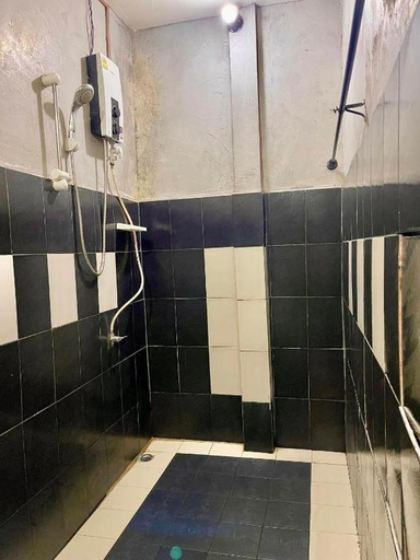 Bathroom, Maesai Holic Lodge , Mae Sai