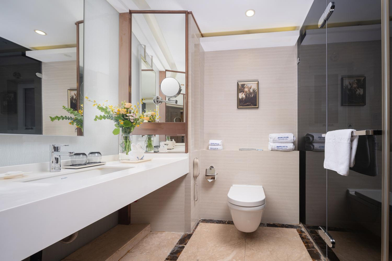 Bathroom 5, Shenzhen Bay Hisoar Hotel, Shenzhen