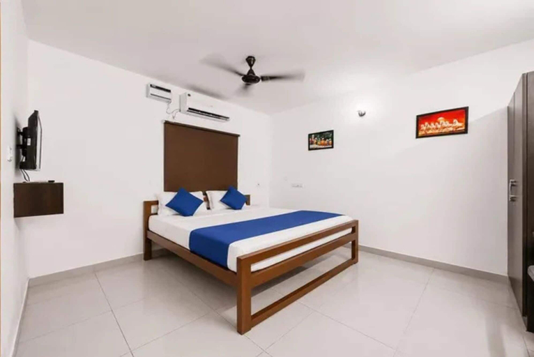 Room 2, Fabhotel Peninsula Beach Manor, Kancheepuram