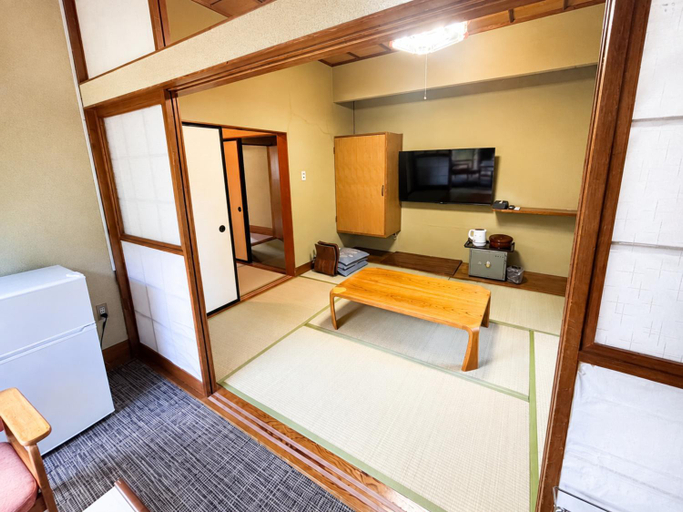 Bedroom, ubanoyu, Ōsaki