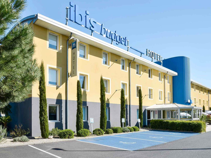 Exterior & Views 2, ibis budget Issoire, Puy-de-Dôme