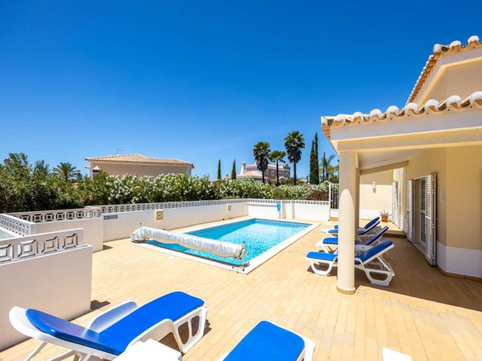 Sport & Beauty 2, Spacious Carvoeiro Villa Casa Jemb 3 Bedrooms Great Pool Area, Lagoa
