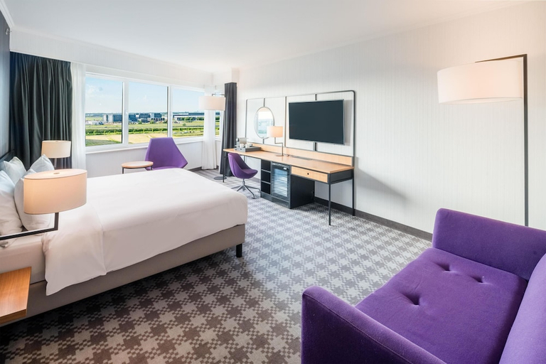 Bedroom 2, Radisson Blu Hotel Amsterdam Airport, Haarlemmermeer
