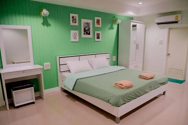 Bedroom 2, UJ Apartment, Muang Chon Buri