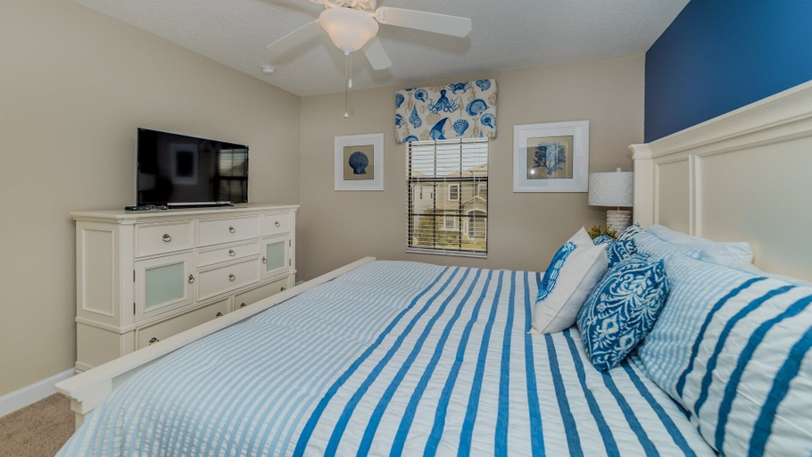 Room 4, Wex1410 9 Bedroom Home, Osceola