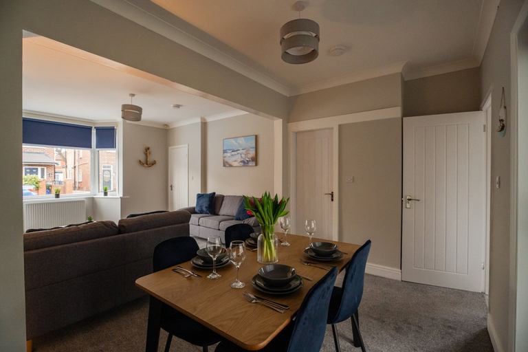 Room 2, 3 bed Contractor Accommodation Redcar, Redcar and Cleveland