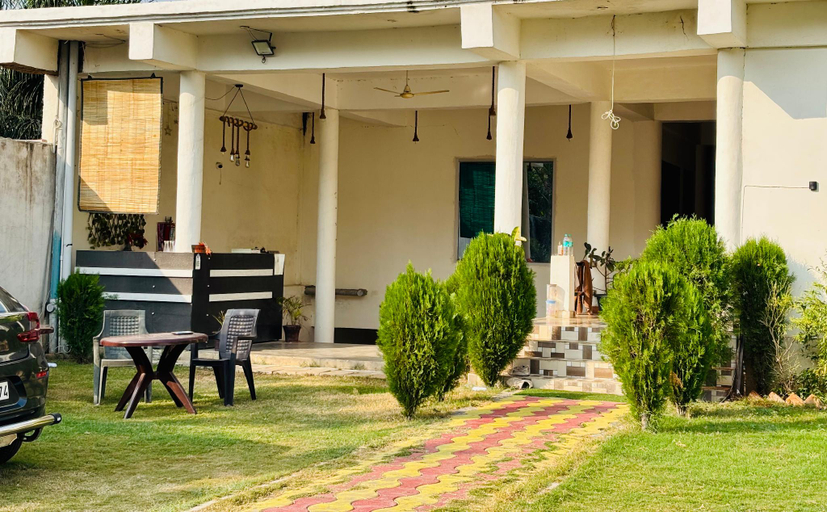 4, Hotel Vaidyaraj, Tikamgarh