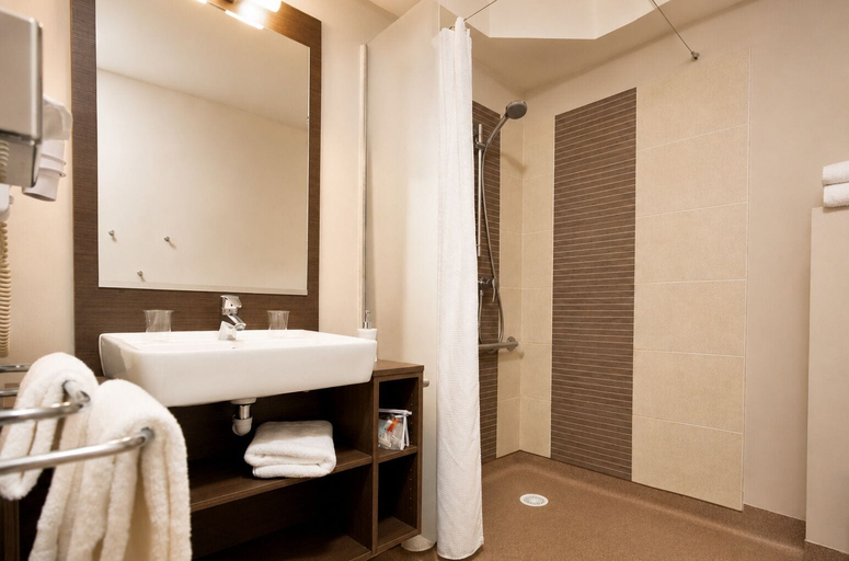 Bathroom 5, Forme Hotel & Spa Montpellier, Hérault