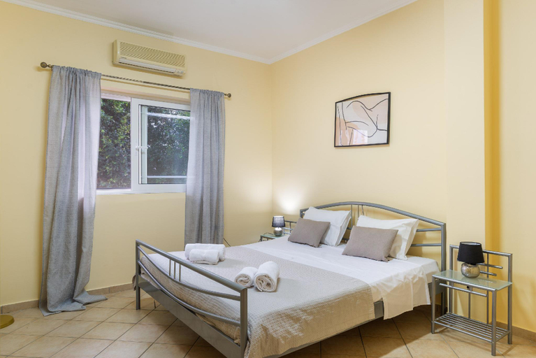 5, Villa Roula with Private pool, Crete