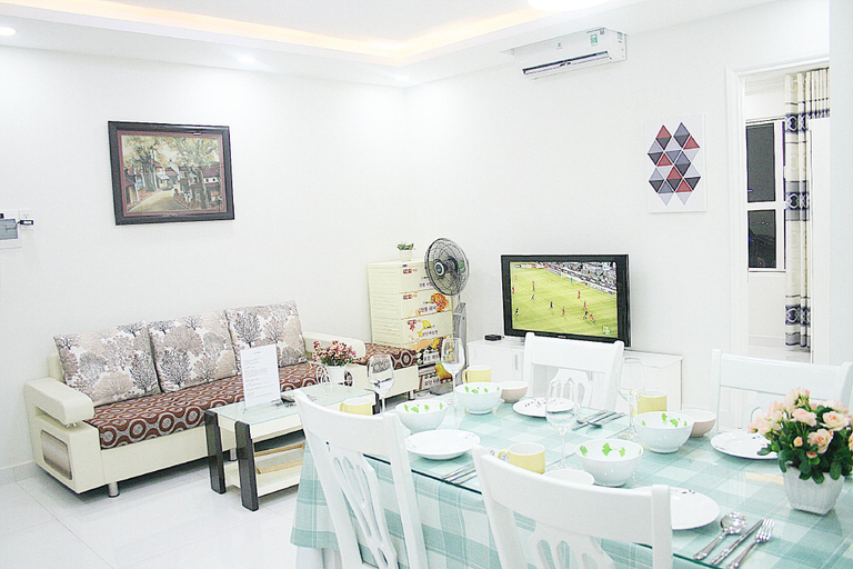 Food & Drinks 4, Ho Chi Minh City Apartments, District 7