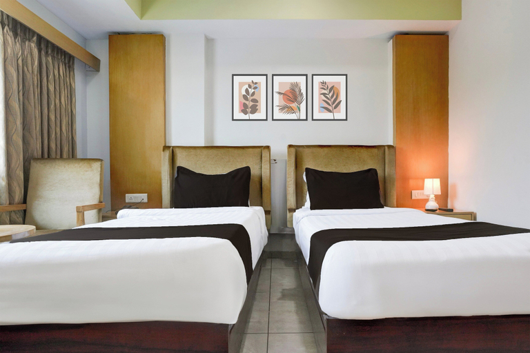 Room 4, Townhouse Anand Formerly Hotel, Anand