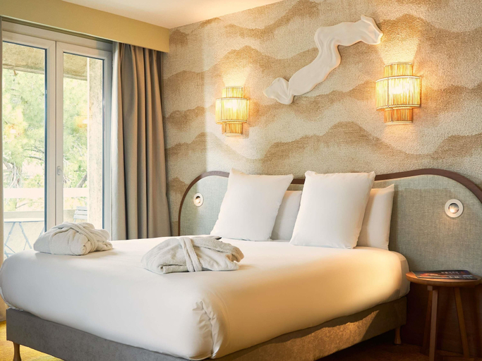 Bedroom 3, Mercure Pont d'Avignon Centre Hotel, Vaucluse
