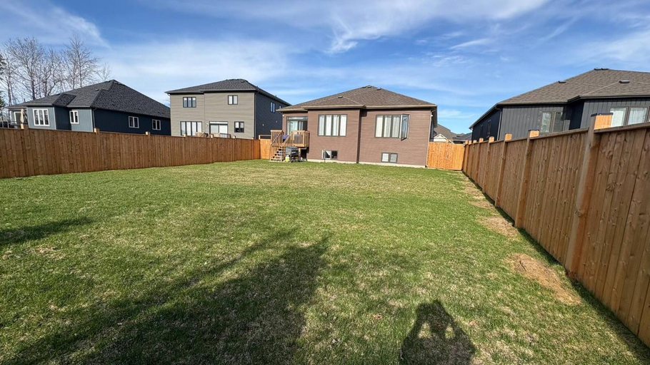5, Beatrice Beach House, Simcoe