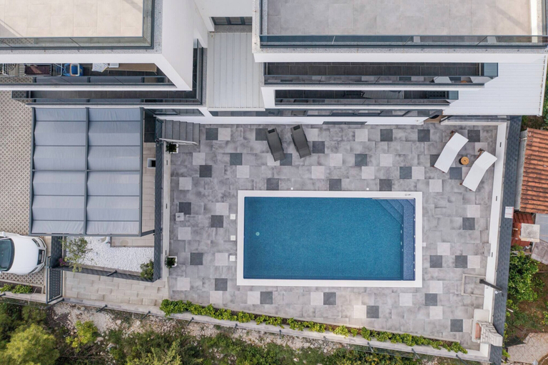 Exterior & Views, Orange Apartment&spa - Okrug Gornji, Okrug