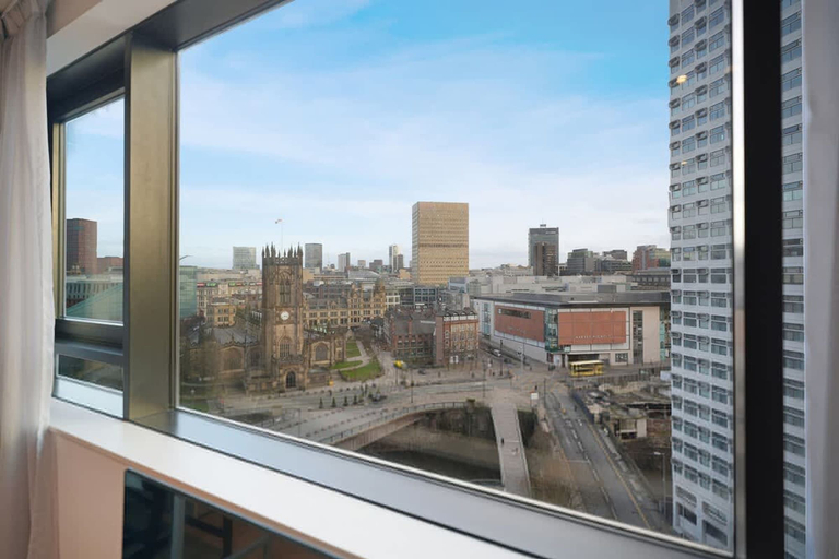 Room 2, Stylish Studio Apartment in Manchester, Manchester