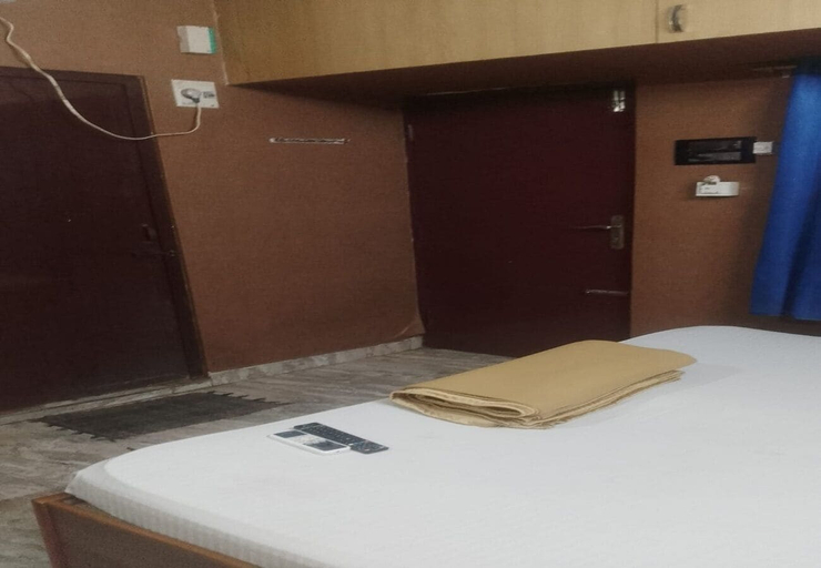 Room 2, Leo King Hotels, Chennai