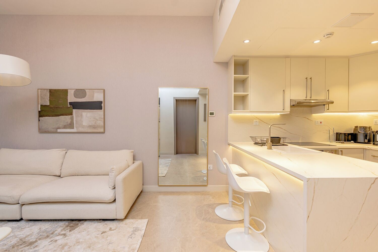 Living area 4, Partial marina view prime location, Dubai