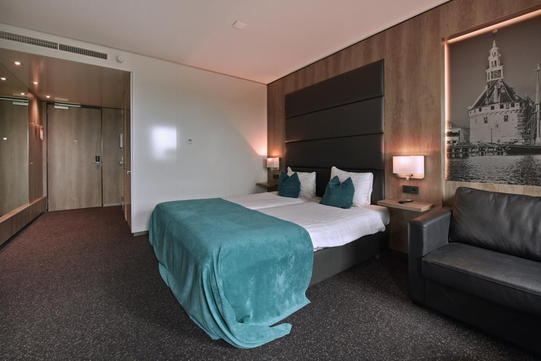 Bedroom, Van der Valk Hotel Hoorn, Wester-Koggenland