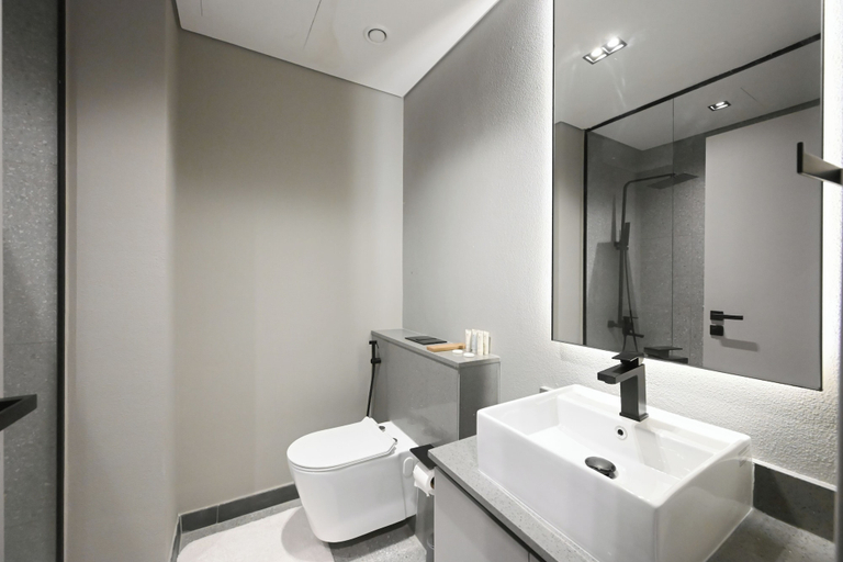 Bathroom, Bloomfields Studio in Mag Eye 920, Dubai
