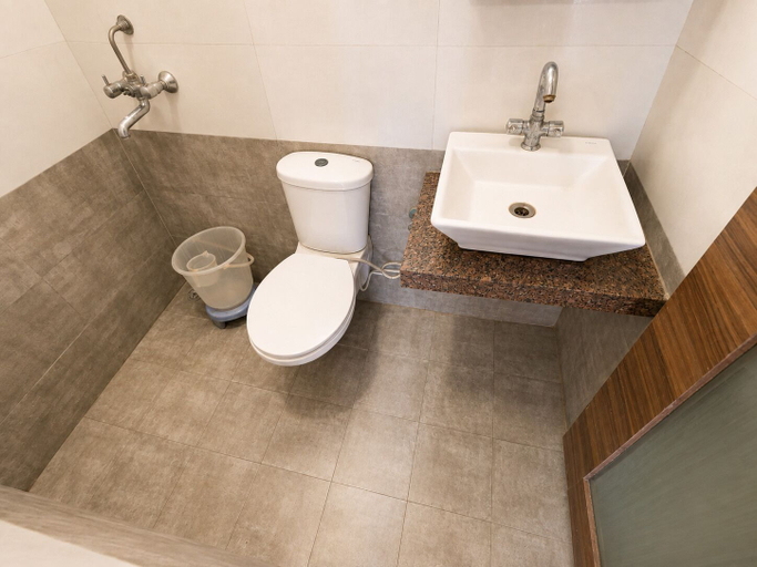 Bathroom 5, Hotel Atlantic, Alwar