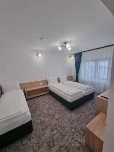 3, Pensiunea Domneasca by Armony, Piatra-neamt