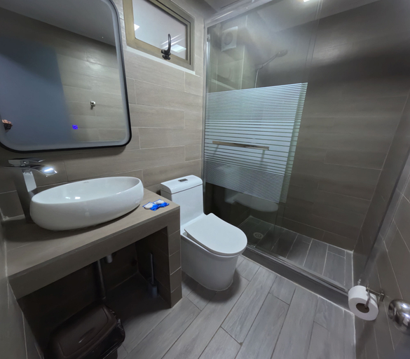 Bathroom 4, Hotel Divasto, Iquique